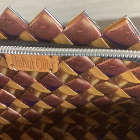 Nahui Ollin Handmade Barcode Purse - Picture 5 of 8